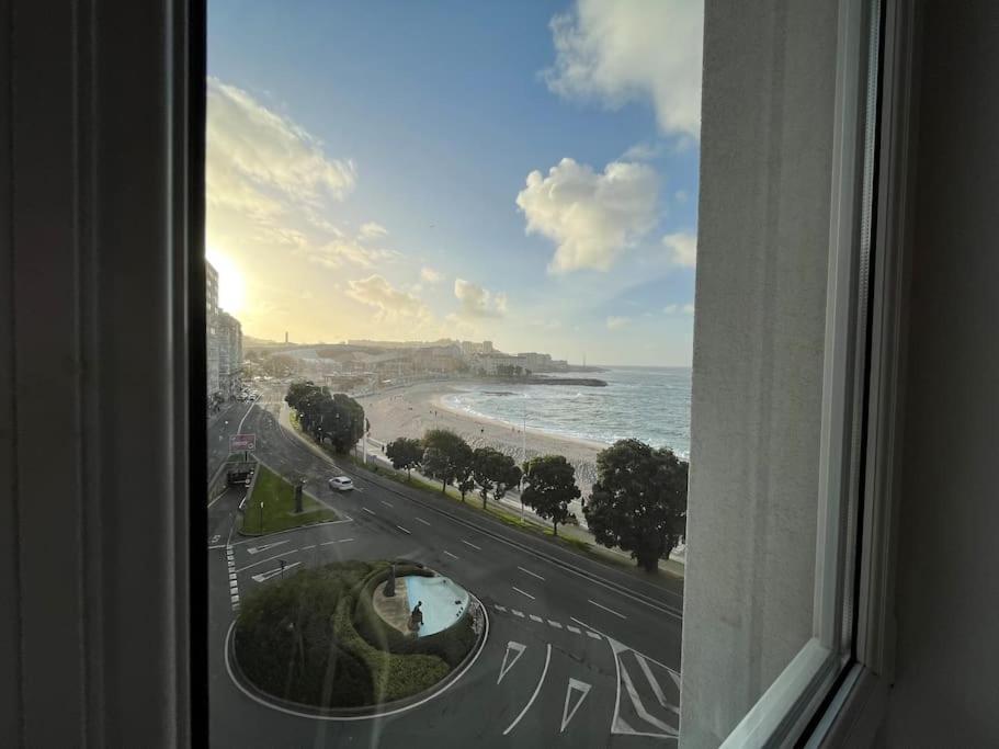 Primera Linea De Playa De Riazor A Coruña Exteriör bild